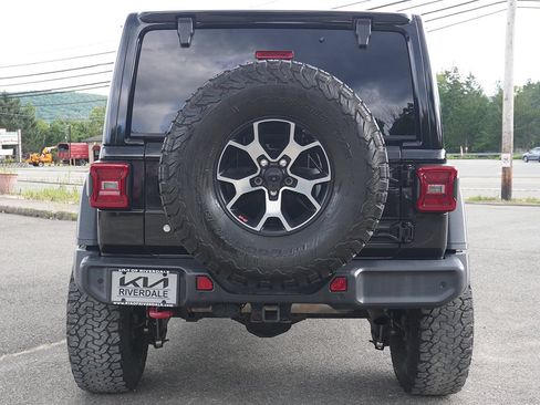 Used 2018 Jeep Wrangler Unlimited Rubicon AWD/4WD image 10