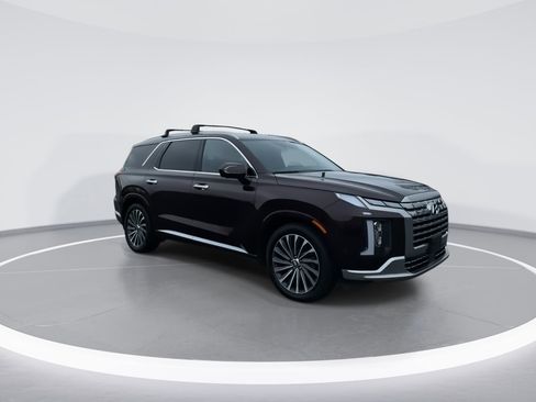 Used 2024 Hyundai Palisade Calligraphy image 9