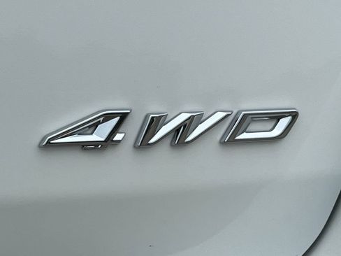 Used 2023 Ford Explorer Limited w/ Equipment Group 301A AWD/4WD image 50