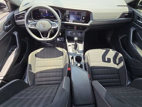 Used 2022 Volkswagen Jetta Sport FWD image 13