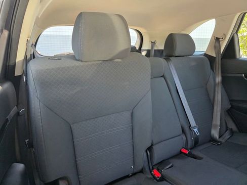 Used 2020 Kia Sorento LX FWD image 16