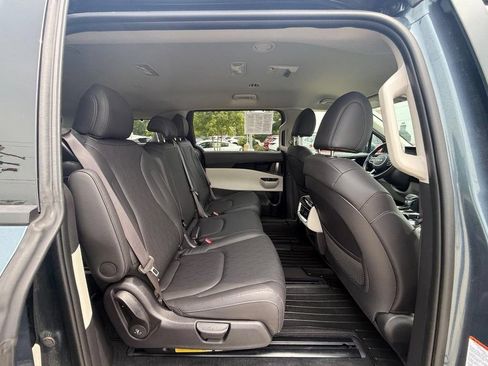 Used 2024 Kia Carnival SX FWD image 14