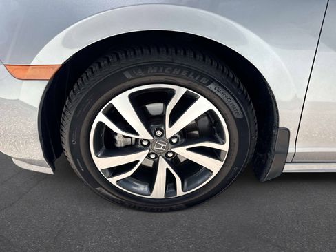 Used 2023 Honda Odyssey Touring image 10