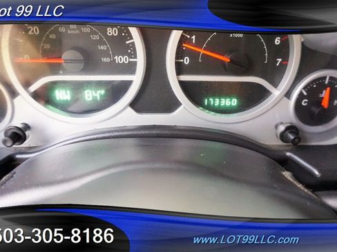 Used 2007 Jeep Wrangler Sahara w/ Dual Top Group AWD/4WD image 19