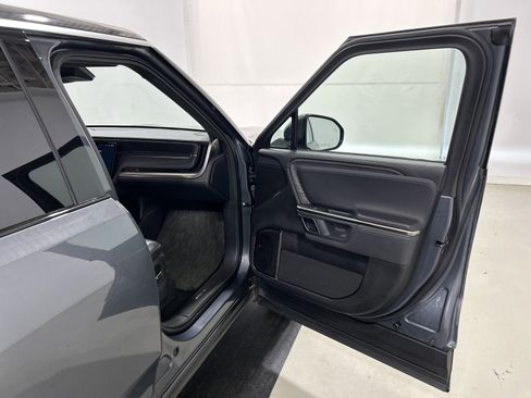 Used 2023 Rivian R1S Adventure image 14