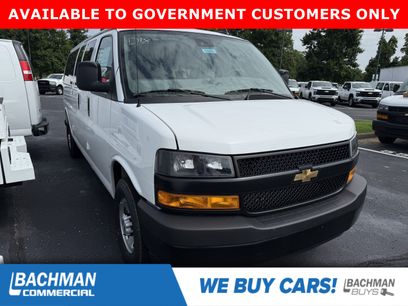 New 2025 Chevrolet Express 3500 LS