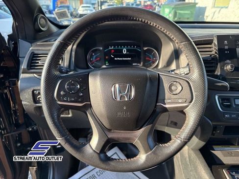 Used 2022 Honda Pilot TrailSport image 34