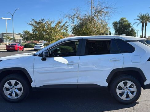 Certified 2023 Toyota RAV4 LE image 4