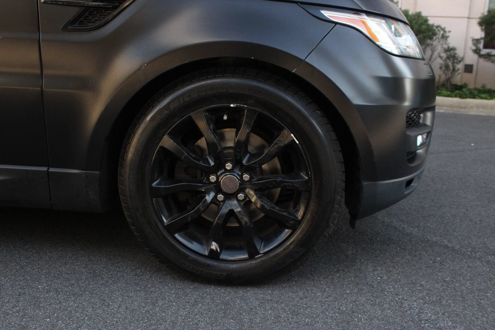 Used 2016 Land Rover Range Rover Sport HSE AWD/4WD image 4