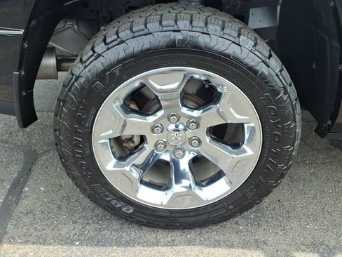 Used 2022 RAM 1500 Big Horn AWD/4WD image 10