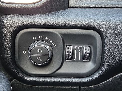 New 2026 RAM 2500 Laramie AWD/4WD image 20