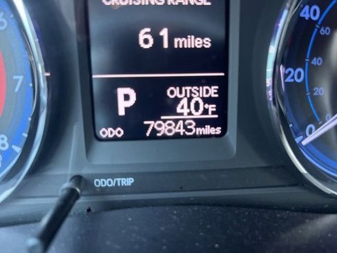 Used 2019 Toyota Corolla LE image 14