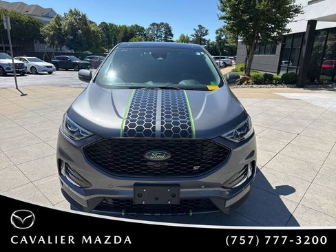Used 2024 Ford Edge ST w/ Equipment Group 401A AWD/4WD image 2