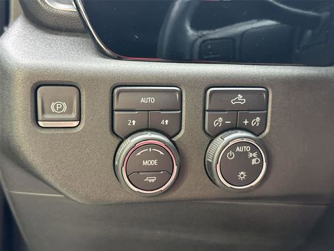 Used 2024 Chevrolet Silverado 1500 LT AWD/4WD image 23