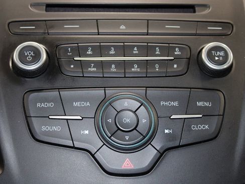 Used 2017 Ford Escape S image 25