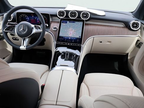 New 2026 Mercedes-Benz GLC 300 4MATIC image 15
