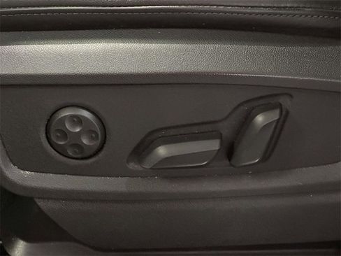 Used 2023 Audi Q5 2.0T Premium Plus w/ Premium Plus Package image 10