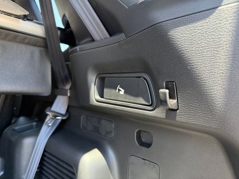 New 2026 Mitsubishi Outlander SE AWD/4WD image 10