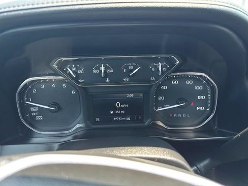 Used 2020 GMC Sierra 1500 Elevation w/ Elevation Value Package AWD/4WD image 11