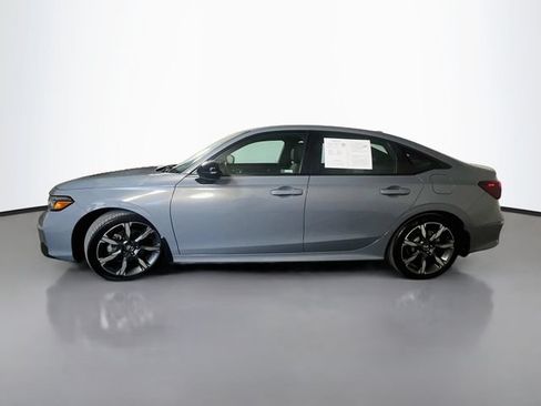 Used 2025 Honda Civic Sport Touring image 5