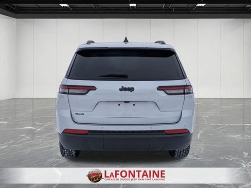 Certified 2024 Jeep Grand Cherokee L Altitude image 4