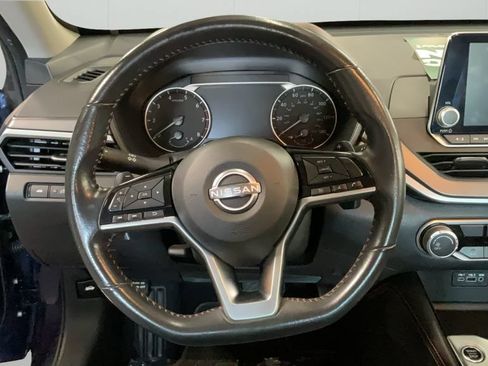 Used 2024 Nissan Altima 2.5 SR FWD image 36