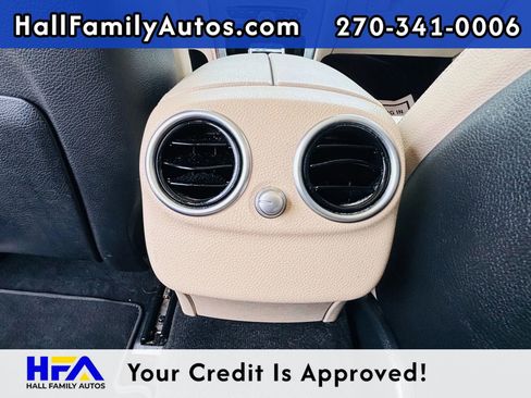 Used 2018 Mercedes-Benz C 300 4MATIC Sedan image 25