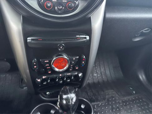 Used 2013 MINI Cooper Countryman FWD image 16