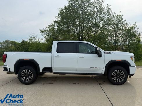 Used 2023 GMC Sierra 2500 AT4 w/ AT4 Premium Plus Package AWD/4WD image 2