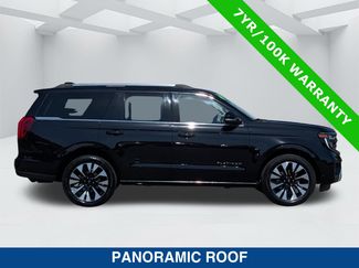 Certified 2025 Ford Expedition Platinum w/ Driver's Package AWD/4WD video 3