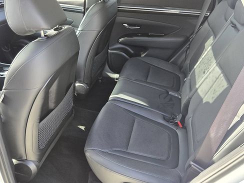 Used 2022 Hyundai Tucson SEL w/ Convenience + Premium Package FWD image 12
