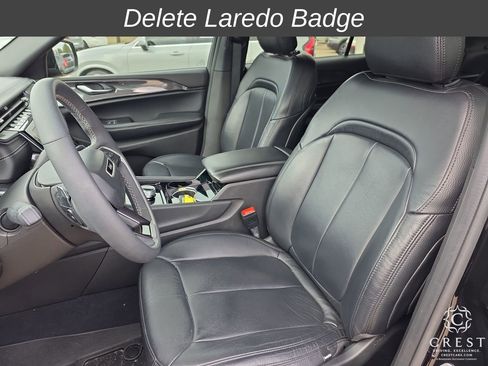 Used 2023 Jeep Grand Cherokee L Laredo image 6