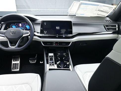 New 2026 Volkswagen Atlas Cross Sport SEL Premium R-Line AWD/4WD image 9