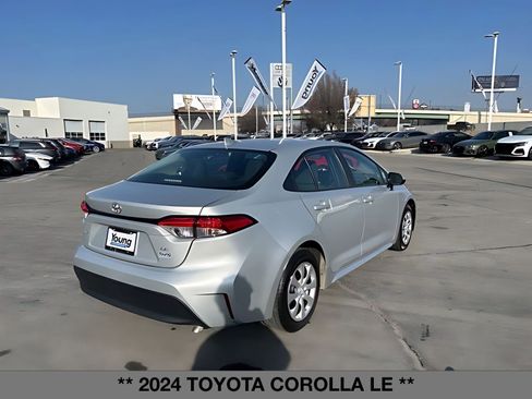 Used 2024 Toyota Corolla LE image 3