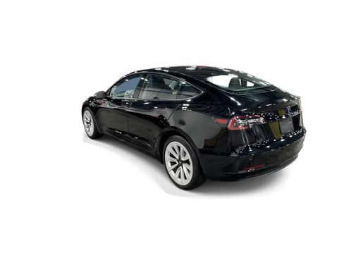 Certified 2023 Tesla Model 3 Standard Range RWD image 4