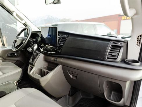 Used 2024 Ford Transit 350 XLT image 30