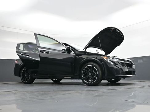 New 2026 Nissan Sentra SR FWD image 49