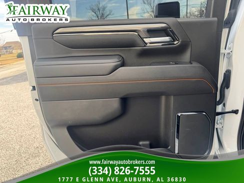 Used 2024 GMC Sierra 2500 AT4 w/ Technology Package image 28