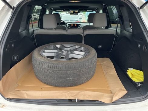 Used 2023 Honda Passport EX-L image 12