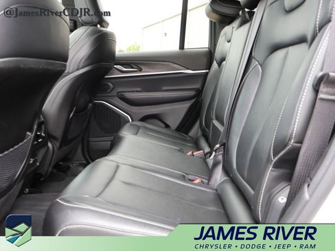 Used 2024 Jeep Grand Cherokee Limited 4xe AWD/4WD image 18