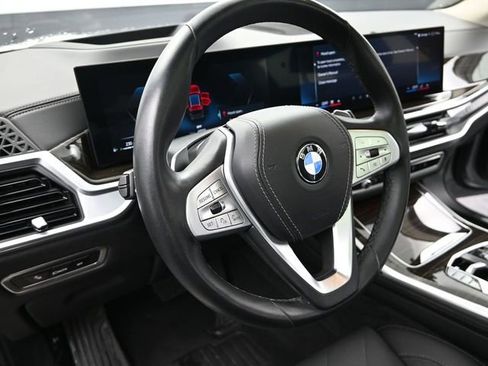 Used 2024 BMW X7 xDrive40i AWD/4WD image 12