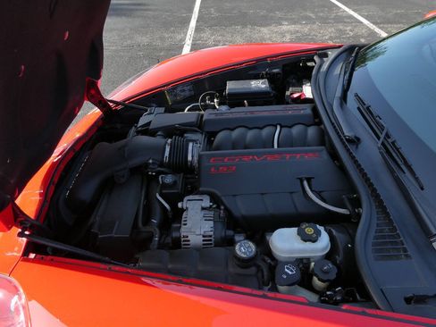 Used 2010 Chevrolet Corvette Grand Sport w/ Preferred Equipment Group RWD image 38