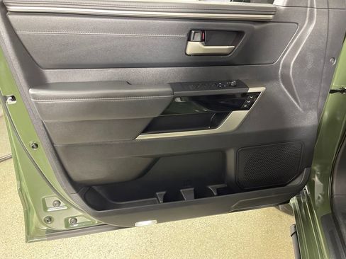 Used 2022 Toyota Tundra Limited w/ TRD Off-Road Package image 17