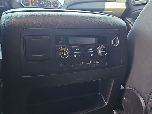 Used 2017 Chevrolet Tahoe LT image 21