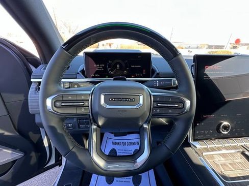 New 2025 GMC Sierra EV Denali AWD/4WD image 17