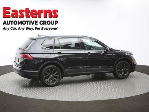 Used 2024 Volkswagen Tiguan SE image 43