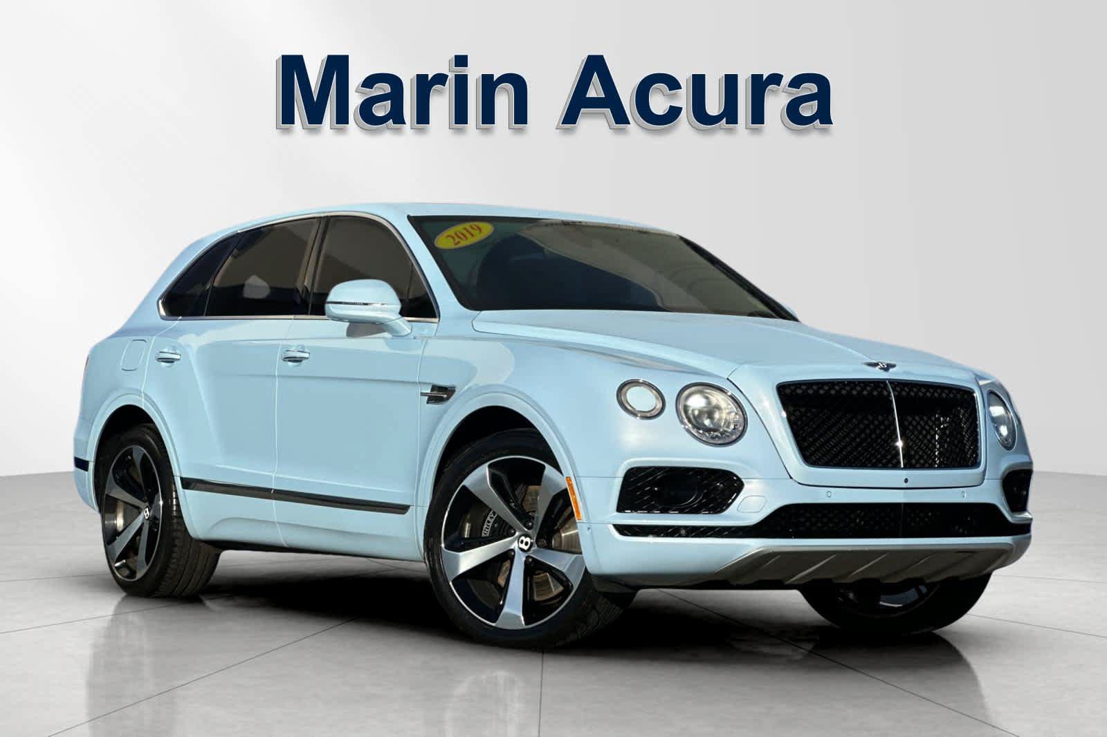 Used 2019 Bentley Bentayga AWD/4WD image 1