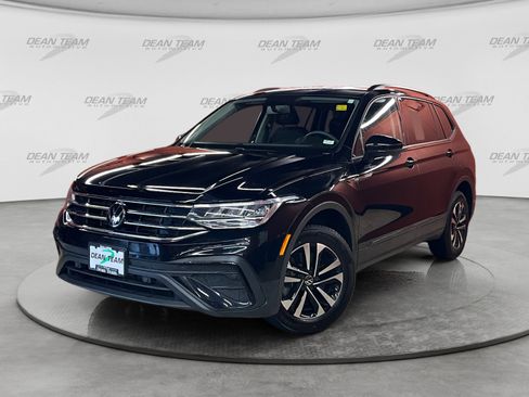 Used 2022 Volkswagen Tiguan S FWD image 3