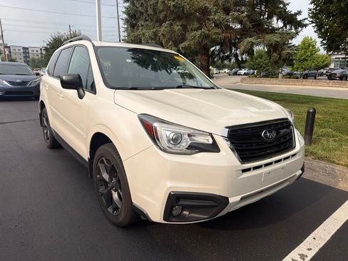 Used 2018 Subaru Forester 2.5i Premium w/ Protection Package #1 AWD/4WD image 4