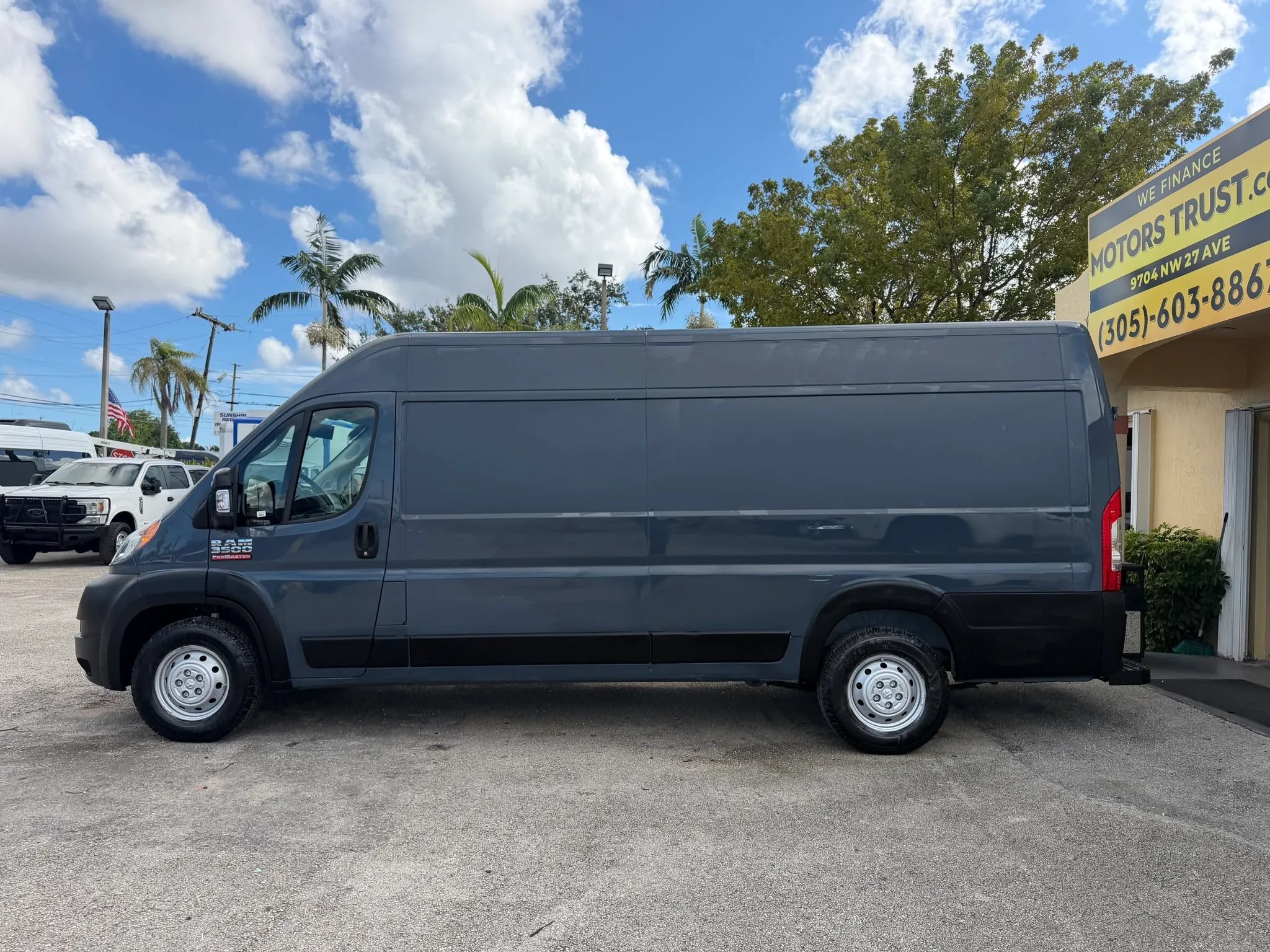 Used 2020 RAM ProMaster 3500 FWD image 2